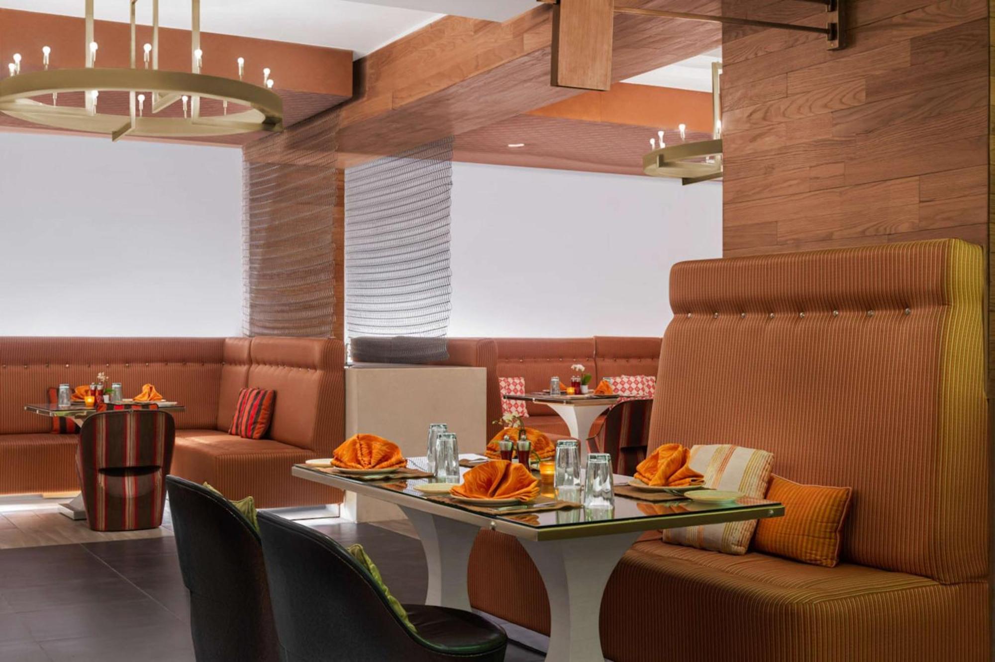 Hilton Dead Sea Resort & Spa Sweimeh Екстериор снимка The restaurant